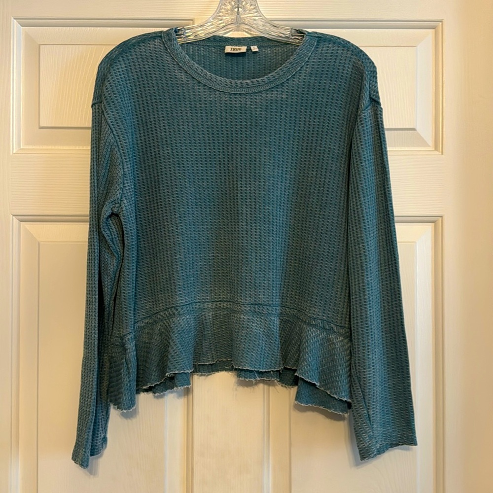 5/$25 True Craft Teal Waffle Knit Top